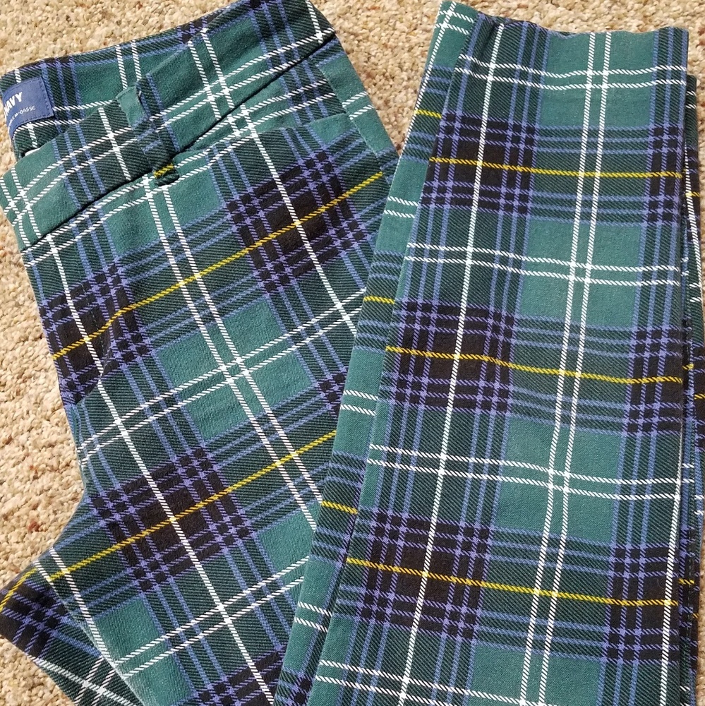 Old Navy Plaid Pixie Pants